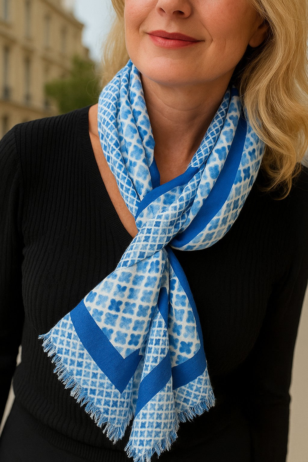 Foulard CYU long, doux et léger Bleu mosaïque