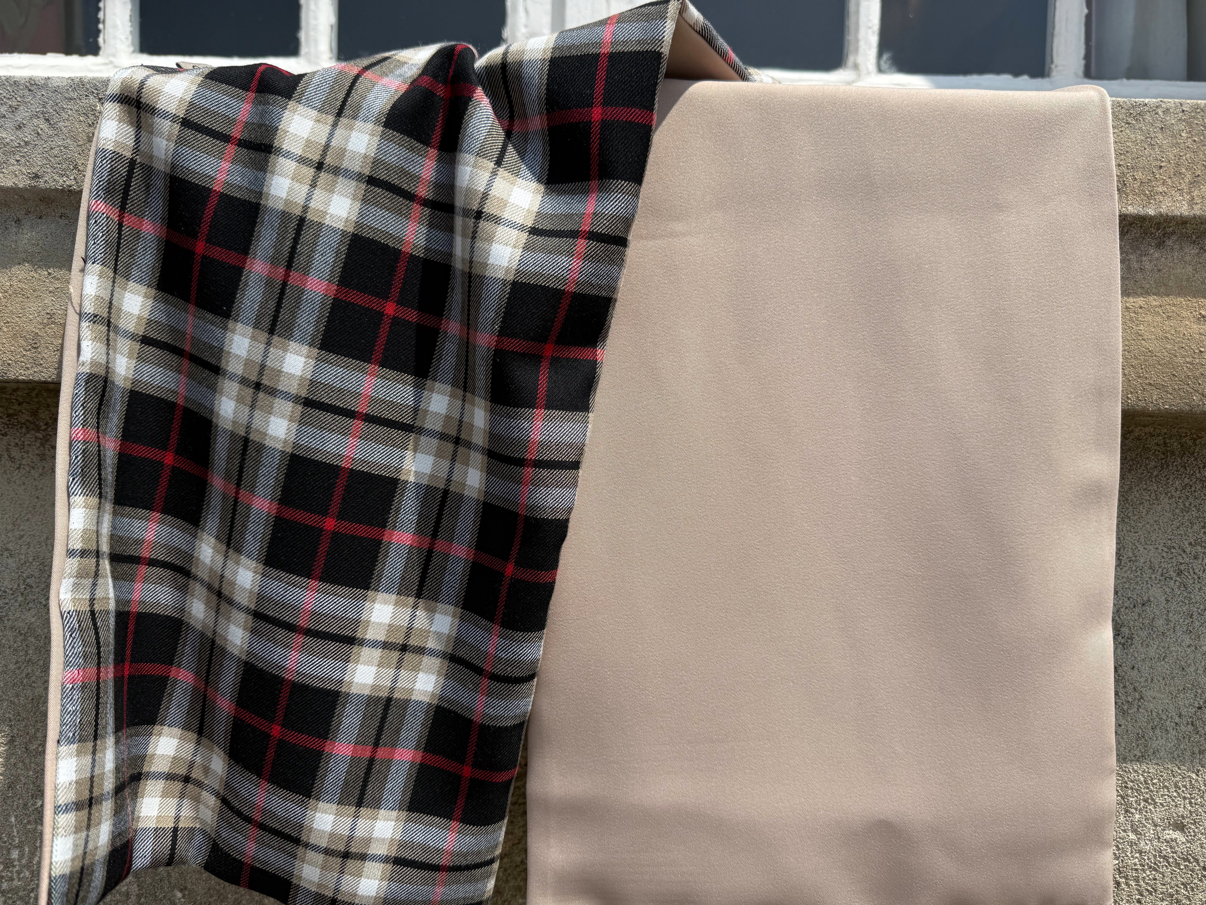 Foulard long CYU Burberry Style Noir et Beige