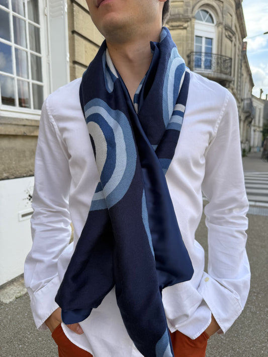 Foulard CYU Arc en Ciel Bleu Marine long doux et léger_ light long blue scarf