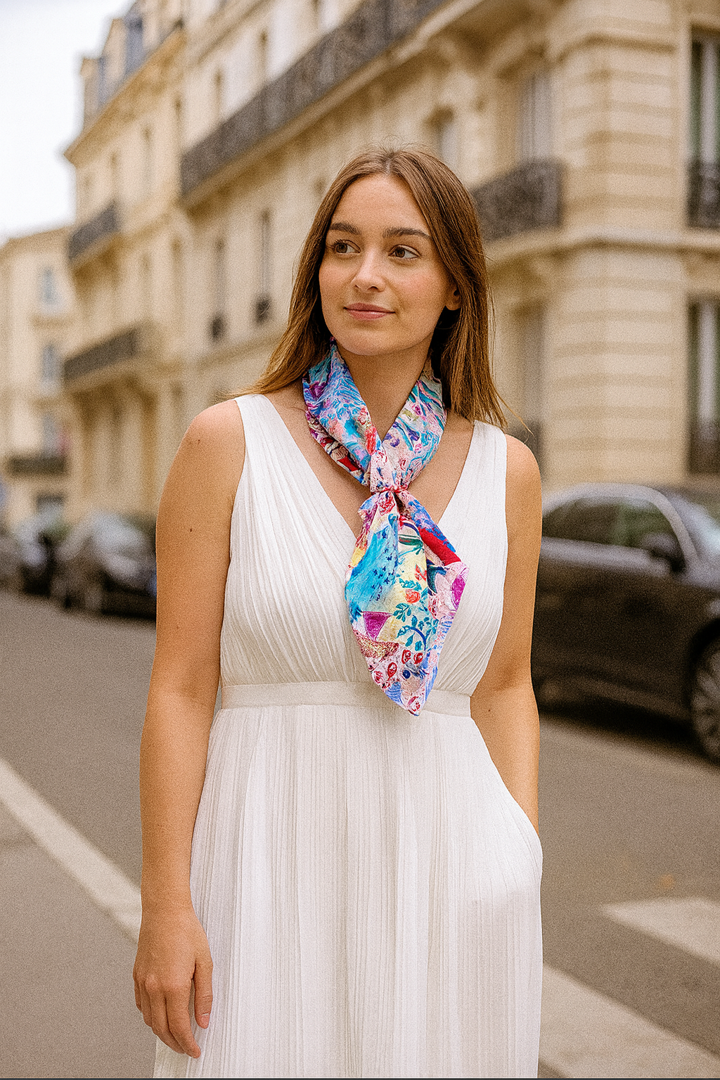 Foulard CYU coloré avec dessins d'enfants